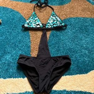Girls swimsuit